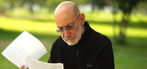 آهنگ اینجا توی این زندون دنبال چی میگردی