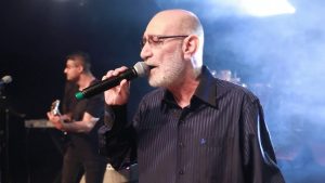 آهنگ قشنگ قمیشی : تو میری بی خبر من و دل دربدر